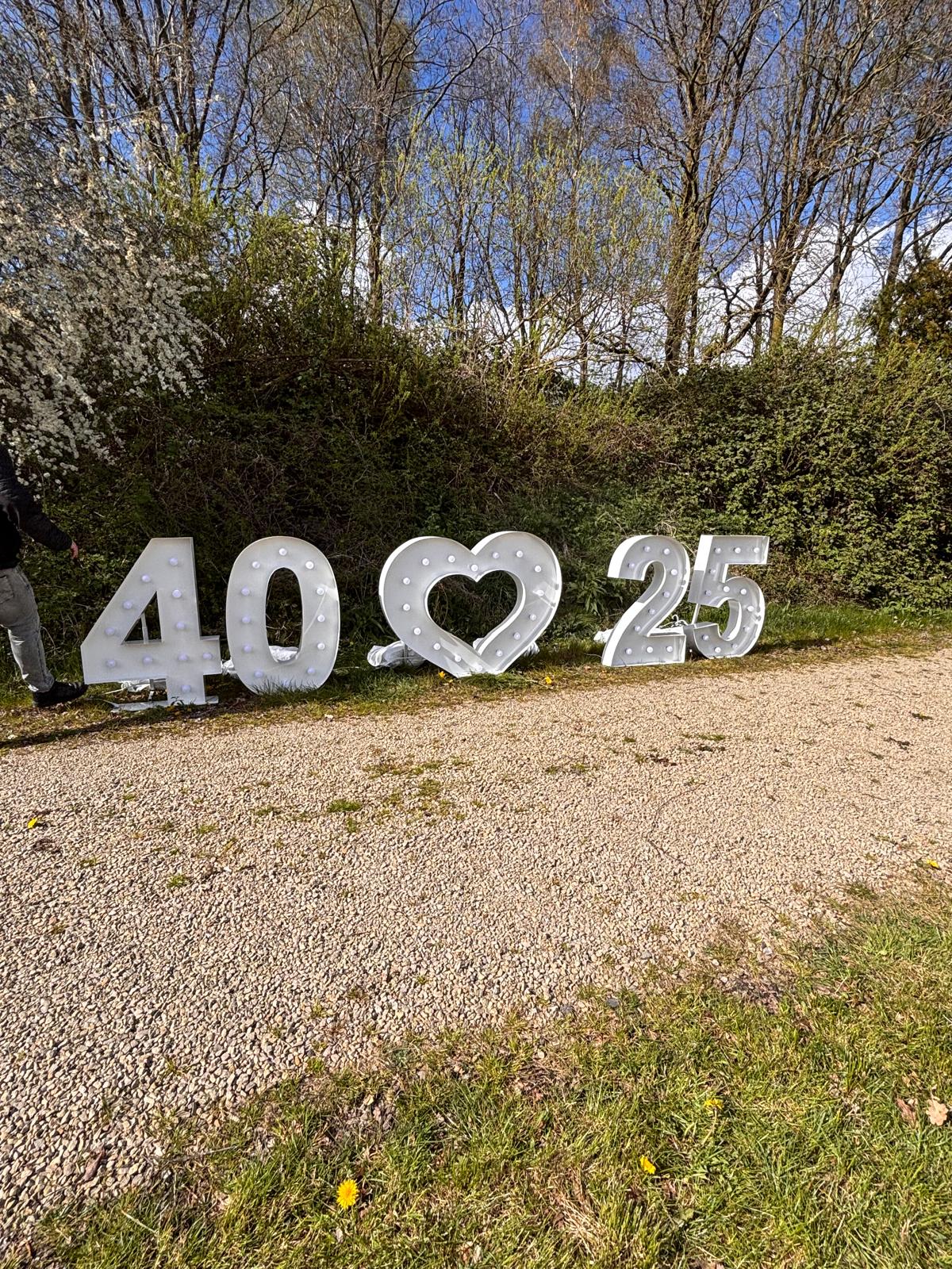 40 ♡ 25 — jubileum